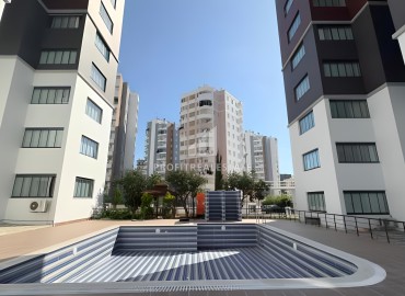 Элегантная двухкомнатная квартира, 55м², в новом комплексе с бассейном в центре Мерсина, Енишехир ID-15519 фото-2