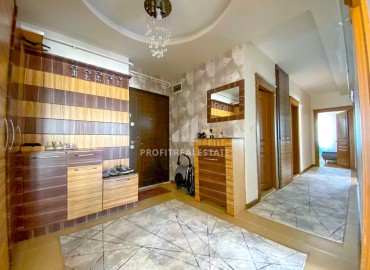 Комфортабельная квартира с тремя спальнями, 155м², в уютном комплексе в центре Мезитли, Мерсин ID-15516 фото-7