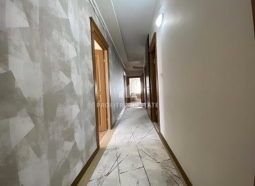 Комфортабельная квартира с тремя спальнями, 155м², в уютном комплексе в центре Мезитли, Мерсин ID-15516 фото-14