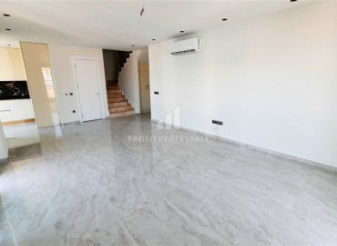 New spacious unfurnished penthouse, 130m², two bedrooms, 350 meters from the beach, Oba, Alanya ID-15563 фото-2