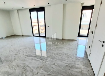New spacious unfurnished penthouse, 130m², two bedrooms, 350 meters from the beach, Oba, Alanya ID-15563 фото-3
