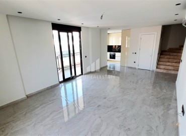 New spacious unfurnished penthouse, 130m², two bedrooms, 350 meters from the beach, Oba, Alanya ID-15563 фото-4