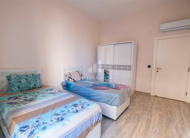 Spacious 3+1 apartment, 160m², with stylish modern furniture and a separate kitchen in Mahmutlar, Alanya ID-15621 фото-9