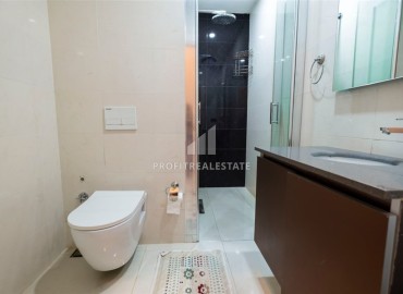 Spacious 3+1 apartment, 160m², with stylish modern furniture and a separate kitchen in Mahmutlar, Alanya ID-15621 фото-11