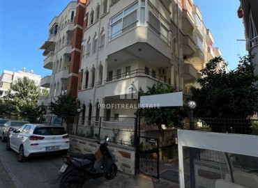 Ready to move in, inexpensive two bedroom apartment with separate kitchen, 110m², in Mahmutlar ID-15649 фото-1