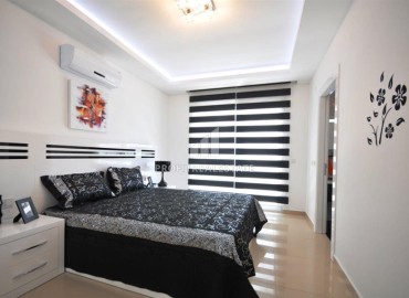 Furnished two bedroom apartment 120m², with a modern interior, in a residence with facilities, Oba, Alanya ID-15659 фото-4