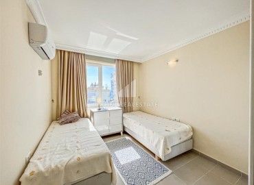 View two bedroom apartment, 125m², on the central street of Mahmutlar, Alanya, 200m from the sea ID-15662 фото-9