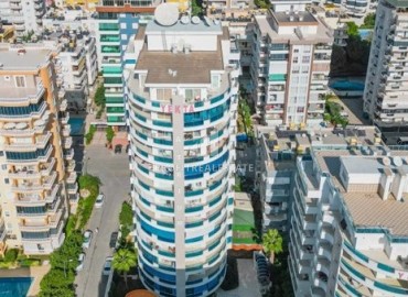 Великолепные меблированные апартаменты 2+1, 134м², с застекленным балконом, в 200 метрах от моря, Махмутлар, Аланья ID-15673 фото-1