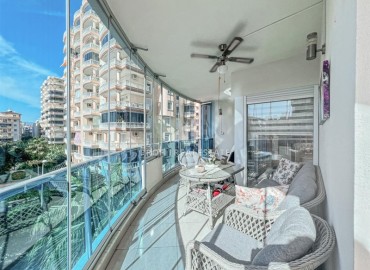 Magnificent furnished apartment 2+1, 134 m², with glazed balcony, 200 meters from the sea, Mahmutlar, Alanya ID-15673 фото-16