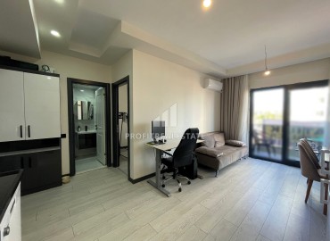 Новые апартаменты 1+1, 50м², со стильным интерьером в газифицированном комплексе в Тедже, Мерсин ID-15708 фото-5