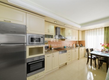 Cozy two-bedroom apartment, 110m², in a comfortable residence 300m from the sea in Mahmutlar, Alanya ID-15712 фото-5