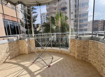 Elegant furnished apartment 2+1, 300 meters from the sea, with a glass balcony, Mahmutlar, Alanya ID-15716 фото-11