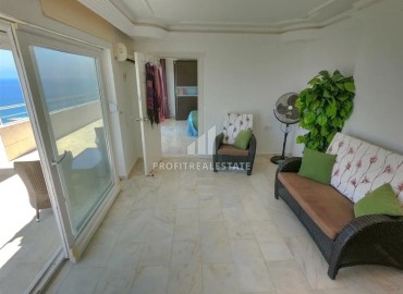 Stunning duplex 4+1, 200m², overlooking the sea and the Alanya fortress on the first coastline in Mahmutlar ID-15744 фото-13