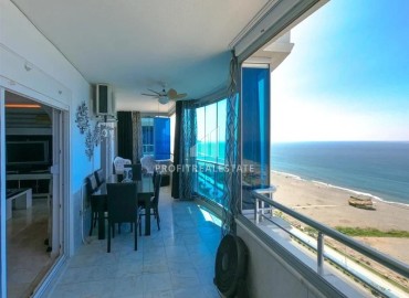 Stunning duplex 4+1, 200m², overlooking the sea and the Alanya fortress on the first coastline in Mahmutlar ID-15744 фото-20