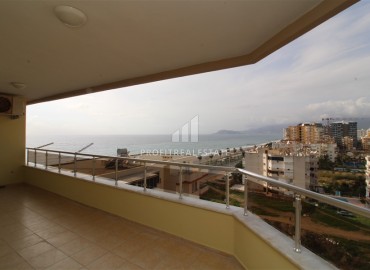 Spacious penthouse 3+1,220 m², with stunning views on the first coastline in Mahmutlar, Alanya ID-15770 фото-9