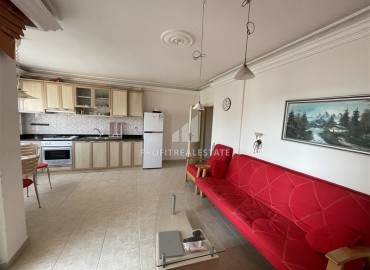 Видовая меблированная квартира с одной спальней, 60м² в уютном комплексе в Джикджилли, Алания ID-15773 фото-2