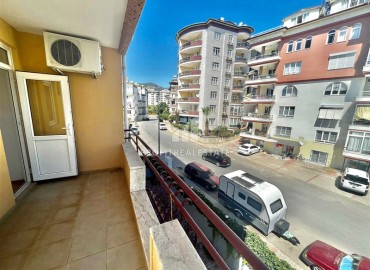 Cozy furnished three-bedroom apartment, 140 m2, with a separate kitchen, 400 meters from the sea, Tosmur, Alanya ID-13542 фото-9