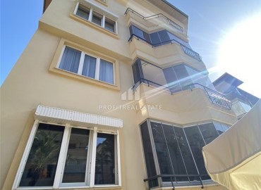Furnished two bedroom apartment, 110m², 200m from the sea in Oba, Alanya, at a competitive price ID-15787 фото-14