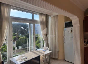 Inexpensive one-bedroom apartment 60m², furnished, in the very center of Alanya, 150 meters from the Mediterranean Sea ID-15812 фото-2