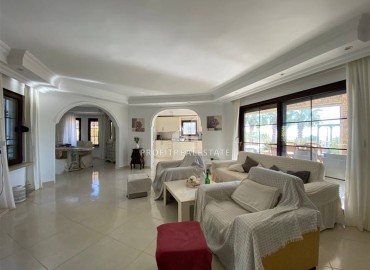Furnished villa in Ottoman style, 265m², with panoramic views of the Mediterranean Sea, Incekum, Alanya ID-15814 фото-6