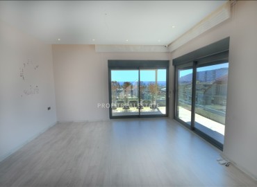 Luxury five-bedroom penthouse, 230m², in a premium residence in the center of Alanya, 650m from the sea ID-15850 фото-10