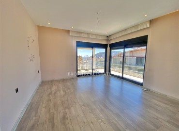 Luxury five-bedroom penthouse, 230m², in a premium residence in the center of Alanya, 650m from the sea ID-15850 фото-12