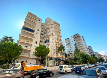 Large apartment 3+1, 185m², with a separate kitchen and modern renovation in the center of Mersin, Yenisehir district, 700m from the sea ID-15876 фото-18