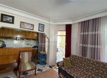 Бюджетная меблированная квартира 2+1, 100м², в доме городского типа с отличной локацией в Махмутларе ID-15883 фото-4