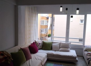Небольшая квартира с двумя спальнями, 70м², в 200м от моря на центральной улице Махмутлара, Алания ID-15884 фото-2