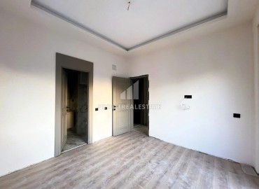 Трехкомнатные апартаменты, 110м², в резиденции комфорт класса в районе Мерсина – Томюк, 400м от моря ID-15910 фото-9