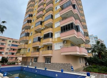 Inexpensive two bedroom apartment, 150m², 250 meters from the sea, in a residence with facilities, Mahmutlar, Alanya ID-15918 фото-19