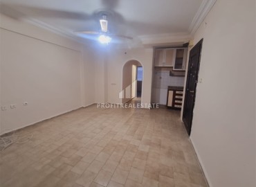 Бюджетная трехкомнатная квартира, 80м², в доме городского типа с очень удачной локацией в Махмутларе, Алания ID-15923 фото-2