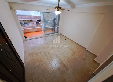 Budget two bedroom apartment, 80m², in an urban building with a very good location in Mahmutlar, Alanya ID-15923 фото-5