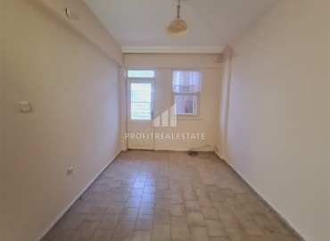 Budget two bedroom apartment, 80m², in an urban building with a very good location in Mahmutlar, Alanya ID-15923 фото-8
