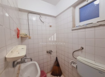Budget two bedroom apartment, 80m², in an urban building with a very good location in Mahmutlar, Alanya ID-15923 фото-12