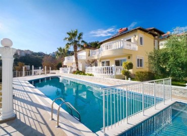 Furnished villa in a classic style 2+1, 145m², with a separate kitchen and sea views, Sugozu, Alanya ID-15928 фото-17