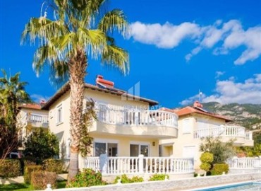 Furnished villa in a classic style 2+1, 145m², with a separate kitchen and sea views, Sugozu, Alanya ID-15928 фото-18