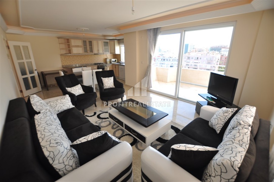 Уютная меблированная квартира 2+1, 115м² в комплексе с бассейном в самом центре Махмутлара, Алания ID-15957 фото-2