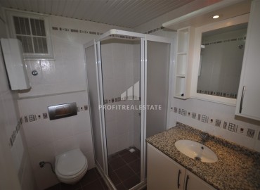 Уютная меблированная квартира 2+1, 115м² в комплексе с бассейном в самом центре Махмутлара, Алания ID-15957 фото-15