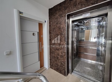 Ready to move in, two bedroom apartment with separate kitchen, 130m², in a residence with a swimming pool in Mahmutlar, Alanya ID-15958 фото-20
