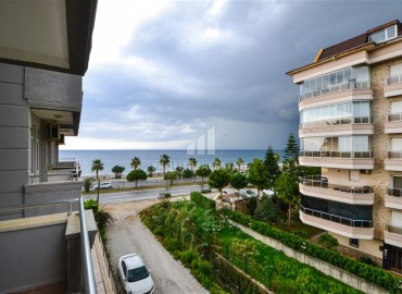 Первая береговая линия в Кестеле: двухкомнатная квартира с видом на море и горы, 60м² с дизайнерским интерьером ID-15971 фото-16