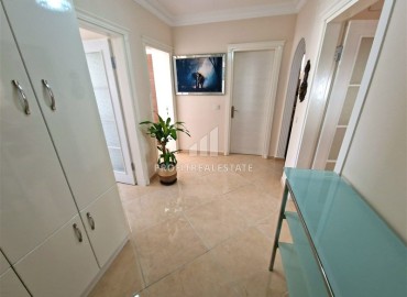 Недорогая вторичная недвижимость: меблированная квартира 2+1, 125м², с отличной локацией в Махмутларе, Алания ID-15985 фото-9