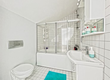 Меблированный пентхаус с тремя спальнями, 150м², в красивой резиденции с бассейном в районе Алании Конаклы ID-15991 фото-14