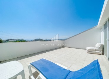 Furnished three bedroom penthouse, 150m², in a beautiful residence with swimming pool in Alanya Konakli area ID-15991 фото-16