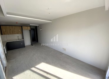 One bedroom apartment, 60m², with mountain views, in a comfortable residence in the Tomyuk area, Erdemli ID-16005 фото-6