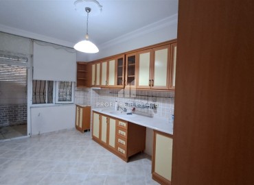 Квартира без мебели 150м², с четырьмя спальнями, с отдельной кухней, в доме городского типа, Сюгозу, Аланья ID-16047 фото-5