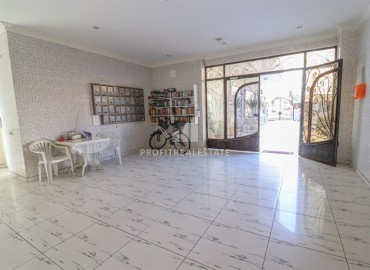 Charming one bedroom penthouse 75 m² with a glazed balcony, 300 meters from the sea, Oba, Alanya ID-16079 фото-16