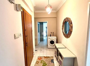 Inexpensive furnished two bedroom apartment 115m², with a separate kitchen, 500 meters from the sea, Mahmutlar, Alanya ID-16119 фото-8