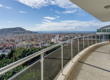 Furnished four bedroom penthouse, 300m², with stunning views in Bektas, Alanya ID-15052 фото-1