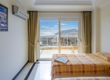 Furnished four bedroom penthouse, 300m², with stunning views in Bektas, Alanya ID-15052 фото-5